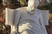 Davanti a Socrate morente